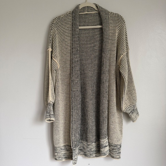 Sweaters - Textured Waffle Knit Longline Open Front Cardigan Sweater Black Cream XL